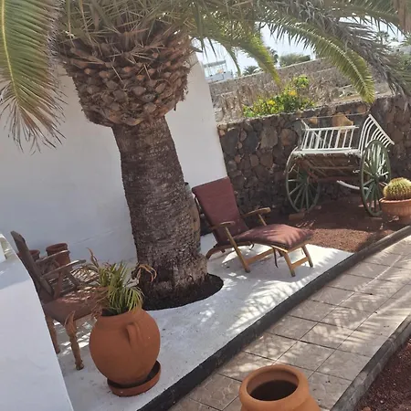 Casa Gaelys House With Sea View Вилла